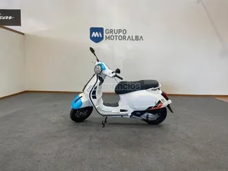vespa - gts 300