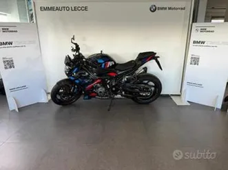bmw m 1000 r abs my23