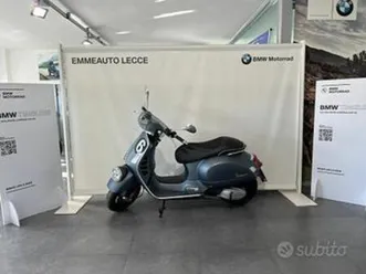 vespa vespa gts 300 vespa sei giorni 300 hpe abs m