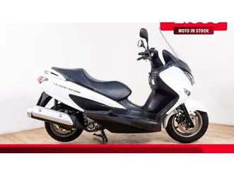 vendo suzuki burgman uh 200 (2006 - 12) usata a roma (codice 9900138) - moto.it