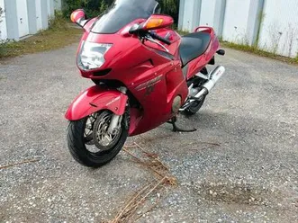 ② honda cbr 1100 xx super merle