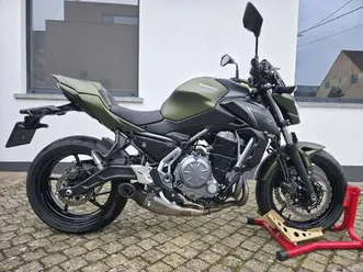 4000km - akrapovic sportuitlaat - a2 mogelijk!