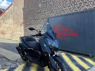 yamaha x-max 125