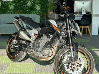 moto ktm duke 790