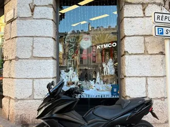 kymco ak 550 garantie