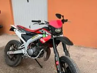 aprilia sx 50 factory motard