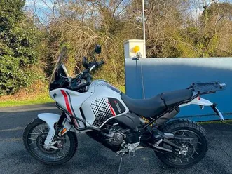 ducati desertx rabaissée 2023