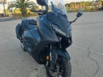 yamaha t max 560 - 2023