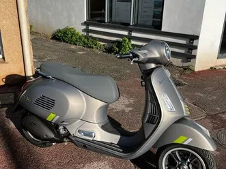 vespa gts 300