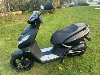 scooter peugeot kisbee 4t petit kilométrage