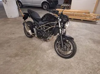 suzuki sv 650 naked bike