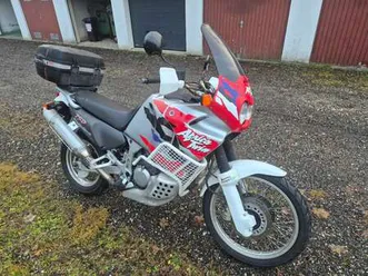 rd07 africa twin 750