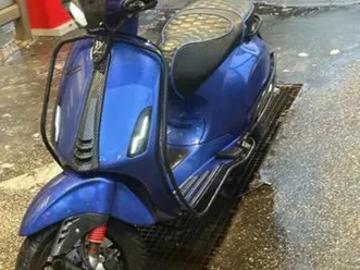 vespa sprint 50cc – custom blue | bouwjaar 2021 | — scooters | vespa — marktplaats