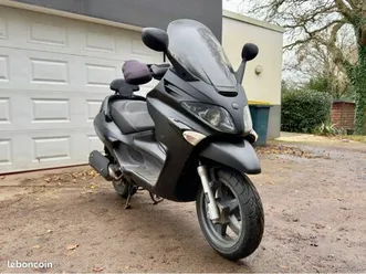 piaggio xevo 125 sport