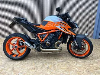 ktm 1290 super duke r