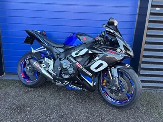 suzuki gsx-r 750 2007 750 cm3 | moto sportive | 32 680 km | noir | 30100 ales