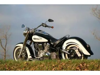 ② prachtige custom xv 1600 wildstar met slechts 27000 km