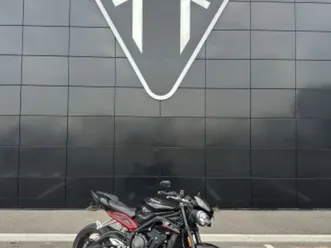 triumph street triple 765 r 2017 765 cm3 | moto roadster | 40 200 km | noir | 84700 sorgues