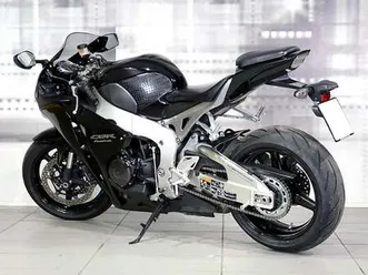 honda cbr 1000 fireblade
