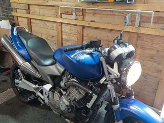 ② honda hornet 600