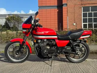 kawasaki gpz1100 motorcycle