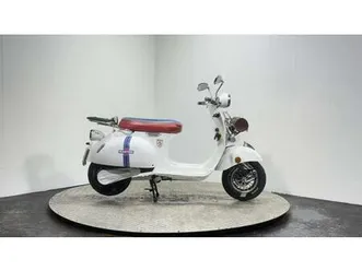 artisan ev electric scooter escooter 2018 3k working order ride at 16 50 cc