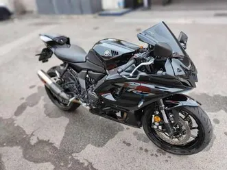 yamaha yzf-r7 nero