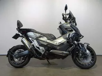 honda x-adv grijs