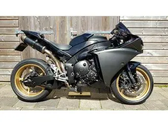 yamaha yzf-r1 big bang zwart
