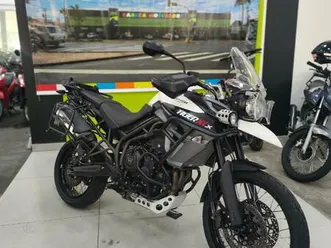 triumph tiger 800 xcx