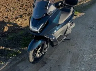 kymco skytown 125 ano 2025 loures