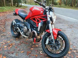 ducati monster 1200