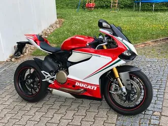 ducati 1199 s tricolore