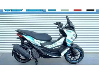 vendo aprilia sr gt 200 (2022 - 24) usata a pedrengo (codice 9604119) - moto.it