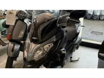 vendo piaggio mp3 300 hpe (2019 - 20) usata a milano (codice 9901024) - moto.it