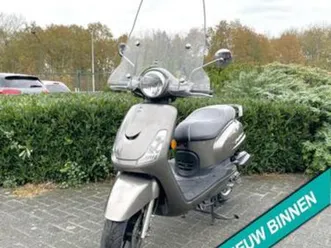 sym fiddle 2 top staat iron grey windscherm betaal met in3 — scooters | sym — marktplaats