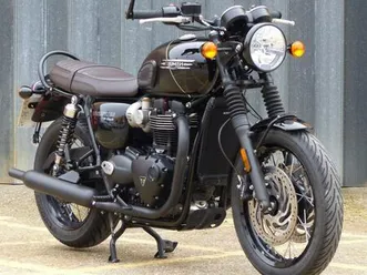 2023 triumph bonneville t120 black – the sale of the b****y century.