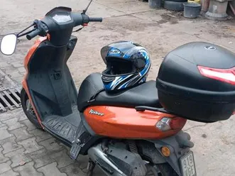 peugeot kisbee 50 roller moped (noch versichert)