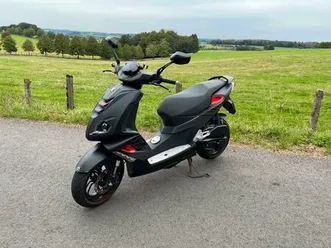 peugeot speedfight 4 - 50 ccm - 2t - total edition