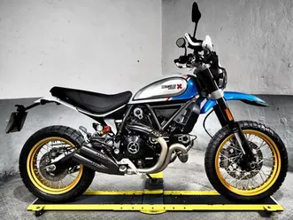 2021 ducati scrambler desert sled 1100 8k,new tyres stunning fun bike