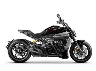 2026 ducati xdiavel v4 black lava