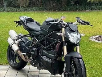 ducati streetfighter 848