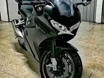 honda vfr 800 f v-tec massamá e monte abraão