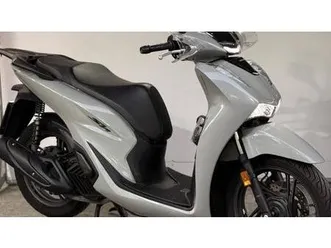 vendo honda sh 125i (2024 - 25) usata a parete (codice 9900419) - moto.it