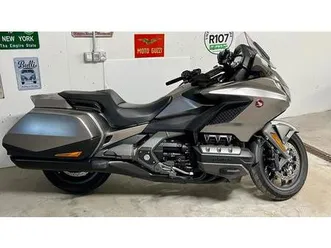 vendo honda gl 1800 gold wing (2018 - 20) usata a la salle (codice 9899165) - moto.it