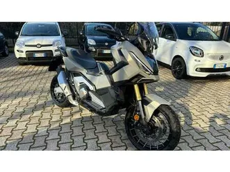 vendo honda x-adv 750 (2025) usata a roma (codice 9896640) - moto.it