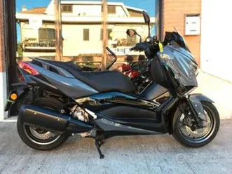 yamaha x-max 300 tech max 2022 finanziamenti