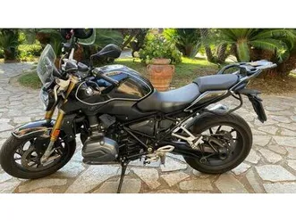 vendo bmw r 1200 r black edition (2017 - 18) usata a diano marina (codice 9899339) - moto.it