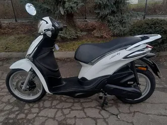 piaggio liberty 50 cc.2019r.piękny.zadbany.przebieg.kola.transport! ostrów wielkopolski