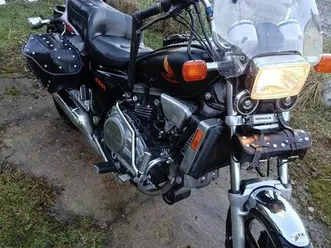 honda vf700 magna | v4 | 698 cm³ | klasyczny cruiser nysa
